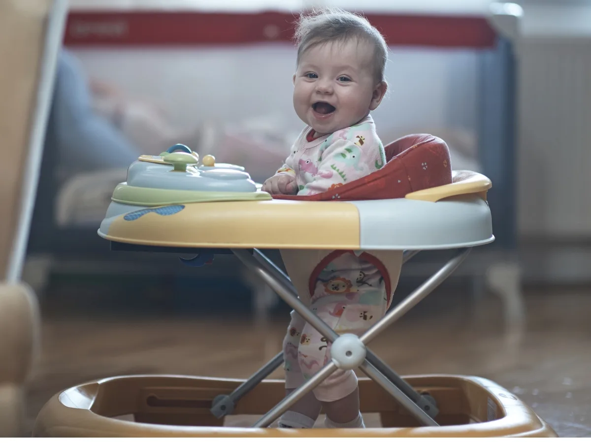 Các mẹo hay để áp dụng trong việc giúp bé tập đi