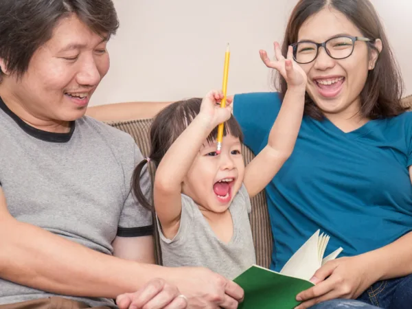 Cách dạy con tập viết.