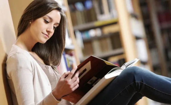 Đọc sách để phát triển chức năng thùy trán