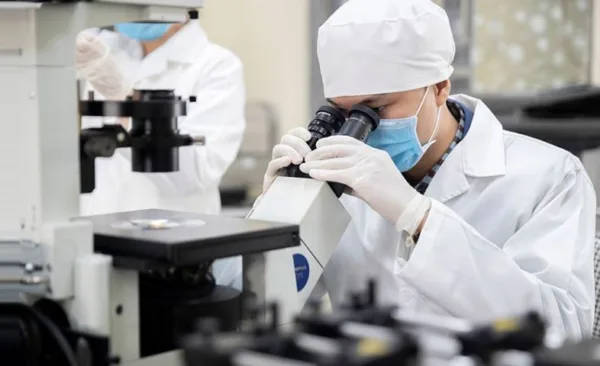 Nhà khoa học - ngành nghề phù với với người thông minh logic