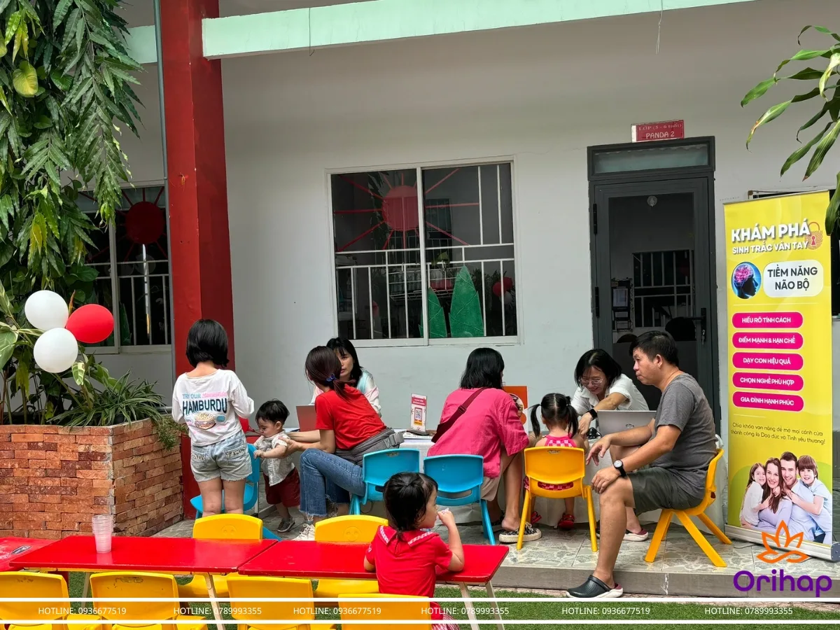 Sinh trắc vân tay cho trẻ tại Trường Mầm Non WORLDKIDS