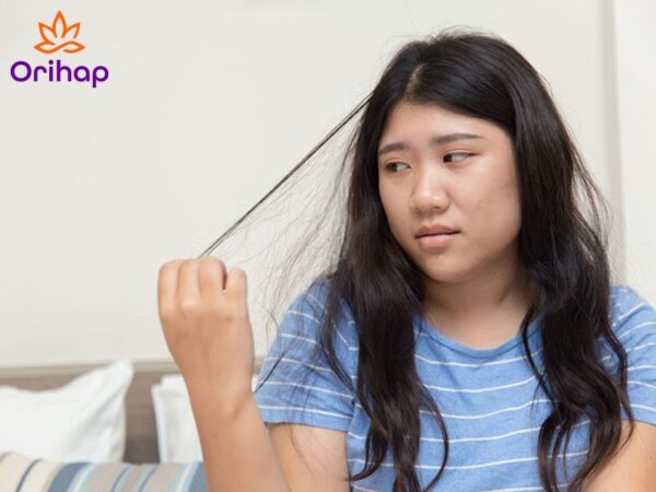 Giải mã tật nhổ tóc: Tại sao và làm thế nào để dừng lại?