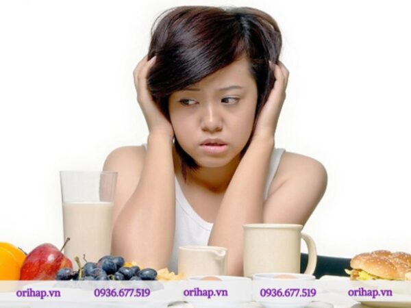 Người bệnh mắc chứng chán ăn tâm thần thường sụt cân nhanh chóng do kiểm soát ăn uống một cách cực đoan