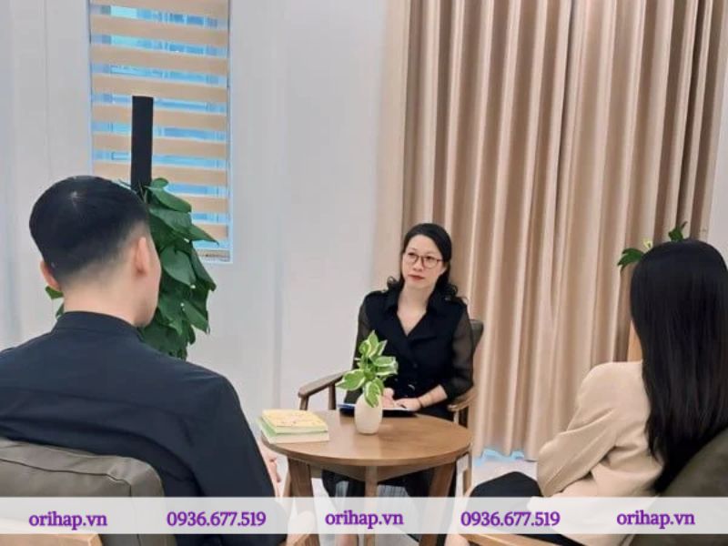 Anh ấy chủ động tham gia tư vấn hôn nhân
